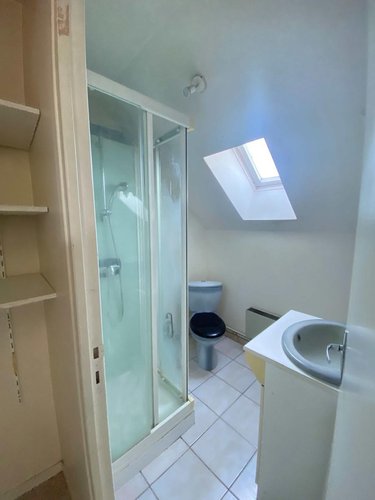 Location appartement Reims 51100 Marne 37 m2 1 pièce 415 euros