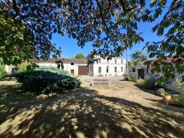 Maison a vendre Nieul-lès-Saintes 17810 Charente-Maritime 223 m2 7 pièces 375000 euros