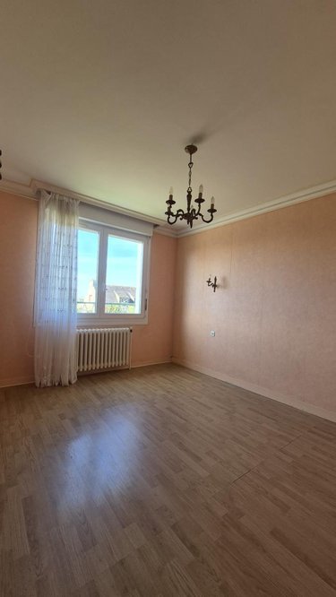 Maison a vendre Lampaul-Guimiliau 29400 Finistère 114 m2 6 pièces 167200 euros