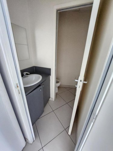 Location fonds et murs commerciaux Montoire-sur-le-Loir 41800 Loir-et-Cher 33 m2  450 euros