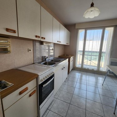 Appartement a vendre La-Ferté-Bernard 72400 Sarthe 71 m2 4 pièces 218400 euros