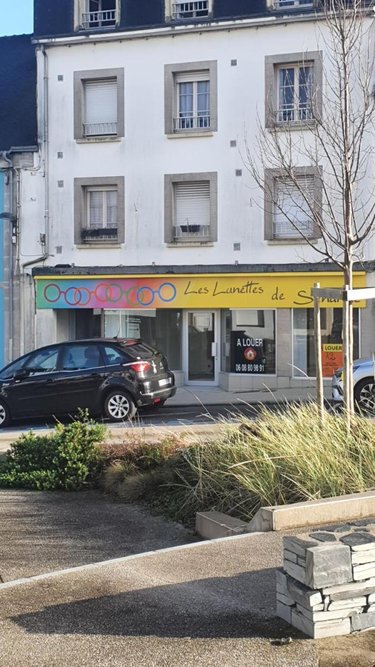 Location fonds et murs commerciaux Gourin 56110 Morbihan 95 m2  950 euros