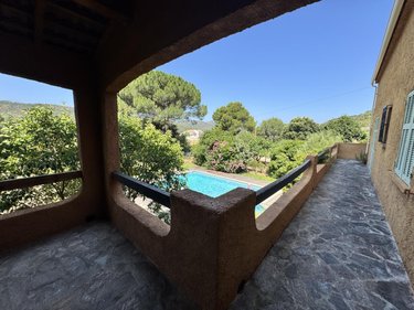 Maison a vendre Saint-Florent 20217 Haute-Corse 209 m2 8 pièces 758900 euros