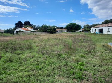 Terrain a batir a vendre Saint-Hilaire-de-Riez 85270 Vendée 628 m2  133224 euros