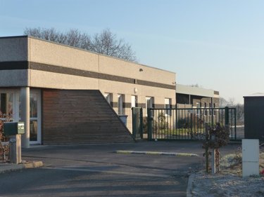 Location fonds et murs commerciaux Bruay-la-Buissière 62700 Pas-de-Calais 168 m2  2234 euros