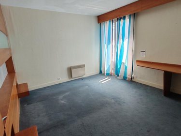 Immeuble a vendre Plounéour-Ménez 29410 Finistère 150 m2  63240 euros