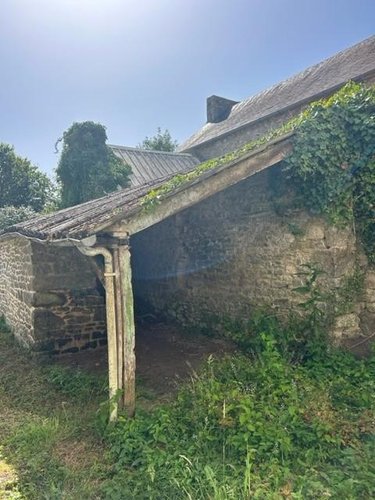 Maison a vendre Huelgoat 29690 Finistère 89 m2  53000 euros