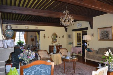 Viager maison Mozac 63200 Puy-de-Dôme 205 m2 9 pièces 70000 euros
