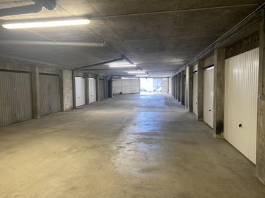 Garage et parking a vendre Brest 29200 Finistère 13 m2  17500 euros