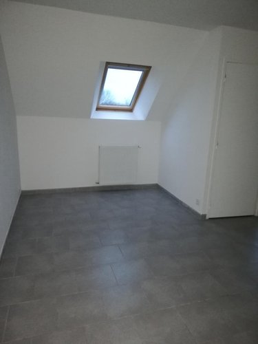 Location maison Villeperdue 37260 Indre-et-Loire 127 m2  850 euros