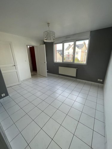 Location maison Amiens 80000 Somme 65 m2 3 pièces 886 euros