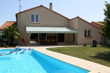 Maison a vendre La Séguinière 49280 Maine-et-Loire 140 m2 6 pièces 339375 euros