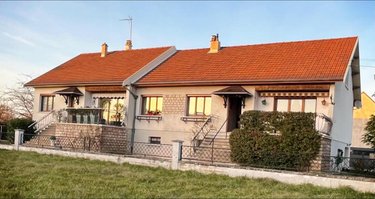 Immeuble a vendre Crissey 39100 Jura 179 m2  280000 euros