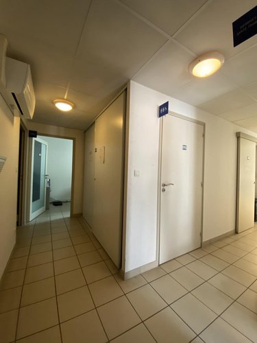 Location fonds et murs commerciaux Saint-Philbert-de-Grand-Lieu 44310 Loire-Atlantique 147 m2  2300 euros