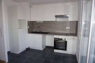 Location appartement Saint-André-lez-Lille 59350 Nord 62 m2 3 pièces 965 euros