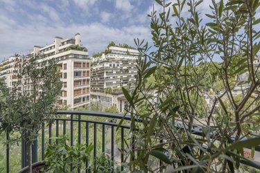 Appartement a vendre Paris 16e arrondissement 75016 Paris 101 m2 4 pièces 1480000 euros