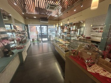 Location fonds et murs commerciaux Cambrai 59400 Nord 100 m2  2104 euros