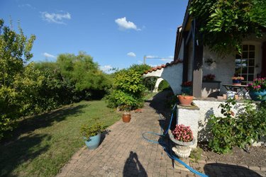 Viager maison Mozac 63200 Puy-de-Dôme 205 m2 9 pièces 70000 euros