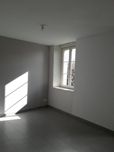 Location maison Le Genest-Saint-Isle 53940 Mayenne 113 m2 5 pièces 750 euros