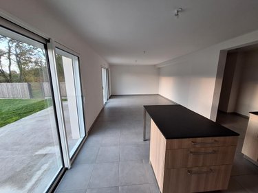 Location maison Miniac-Morvan 35540 Ille-et-Vilaine 103 m2  1240 euros