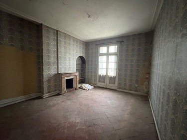 Immeuble a vendre Saumur 49400 Maine-et-Loire 350 m2  174600 euros