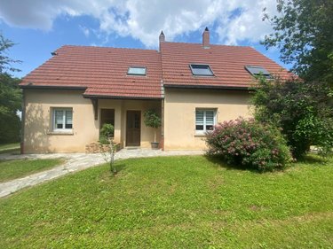 Maison a vendre Gy 70700 Haute-Saône 227 m2 8 pièces 380000 euros