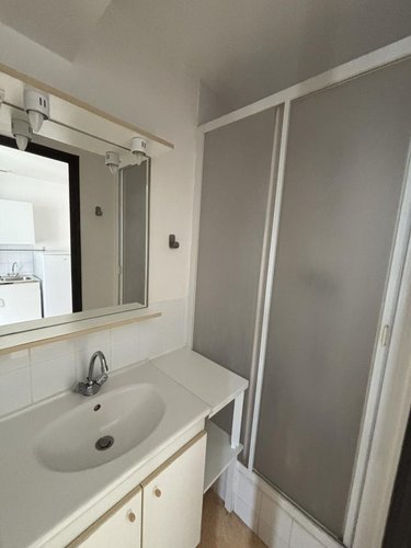 Location appartement Laval 53000 Mayenne 24 m2 1 pièce 415 euros