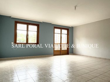 Location appartement Ambérieu-en-Bugey 01500 Ain 125 m2 4 pièces 1124 euros