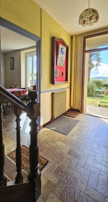 Maison a vendre Plogonnec 29180 Finistère 340 m2 14 pièces 377000 euros