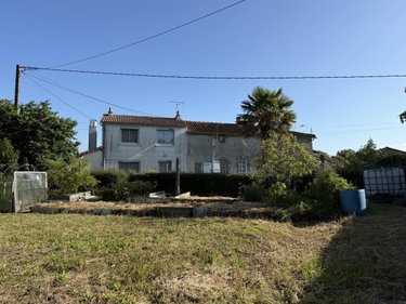 Maison a vendre Cholet 49300 Maine-et-Loire 222 m2 9 pièces 193880 euros