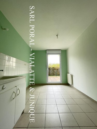 Location appartement Ambérieu-en-Bugey 01500 Ain 70 m2 3 pièces 849 euros