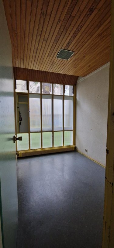 Fonds et murs commerciaux a vendre Pontivy 56300 Morbihan 107 m2  122652 euros