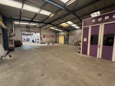 Garage et parking a vendre Doullens 80600 Somme 770 m2  239200 euros