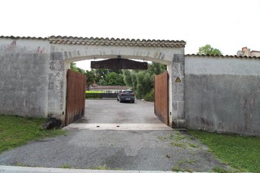 Maison a vendre Saintes 17100 Charente-Maritime 405 m2 11 pièces 561600 euros