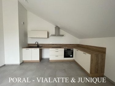 Location appartement Ambérieu-en-Bugey 01500 Ain 59 m2 3 pièces 930 euros