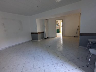 Immeuble a vendre Gourin 56110 Morbihan 189 m2  205300 euros