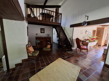 Maison a vendre Nieul-lès-Saintes 17810 Charente-Maritime 223 m2 7 pièces 375000 euros