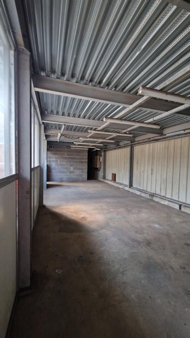 Fonds et murs commerciaux a vendre Plourin-lès-Morlaix 29600 Finistère 1094 m2  514050 euros