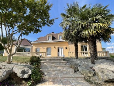 Maison a vendre Aigné 72650 Sarthe 240 m2 10 pièces 550000 euros