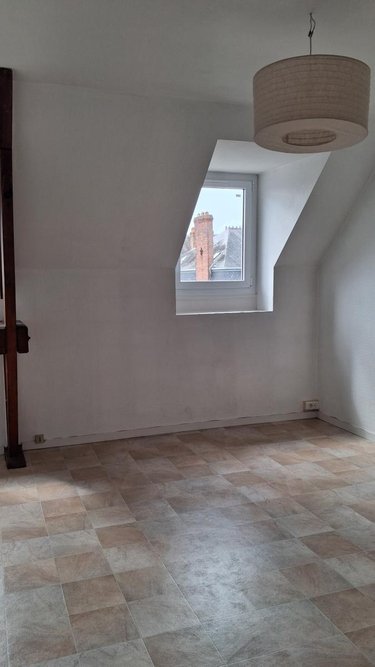 Location appartement Laval 53000 Mayenne 23 m2 1 pièce 312 euros