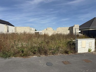 Terrain a batir a vendre Gueux 51390 Marne 1021 m2  323000 euros