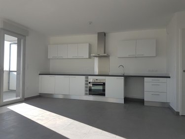 Location appartement Bezannes 51430 Marne 68 m2  905 euros
