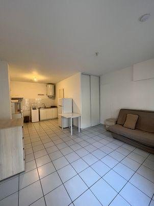 Location appartement Pierrelatte 26700 Drôme 26 m2 1 pièce 397 euros
