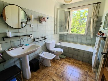 Maison a vendre La Garde-Adhémar 26700 Drôme 197 m2 7 pièces 439000 euros