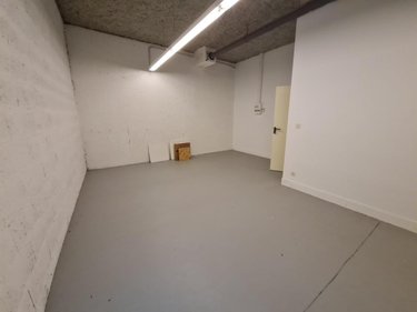 Fonds et murs commerciaux a vendre Vendôme 41100 Loir-et-Cher 602 m2  250000 euros
