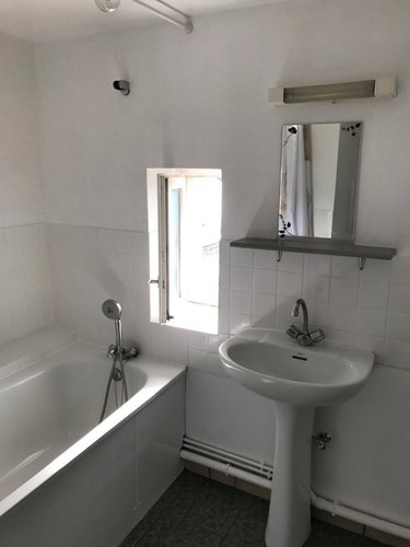 Location appartement Laon 02000 Aisne 53 m2 3 pièces 493 euros