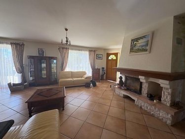 Maison a vendre Distré 49400 Maine-et-Loire 186 m2 6 pièces 387800 euros
