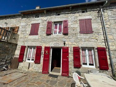 Maison a vendre Les Laubies 48700 Lozère 114 m2 5 pièces 120000 euros