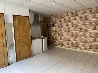 Location appartement Bezannes 51430 Marne 29 m2 1 pièce 390 euros
