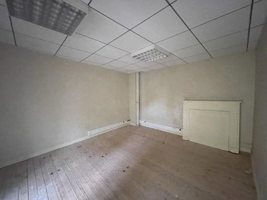 Fonds et murs commerciaux a vendre Locminé 56500 Morbihan 64 m2  95400 euros